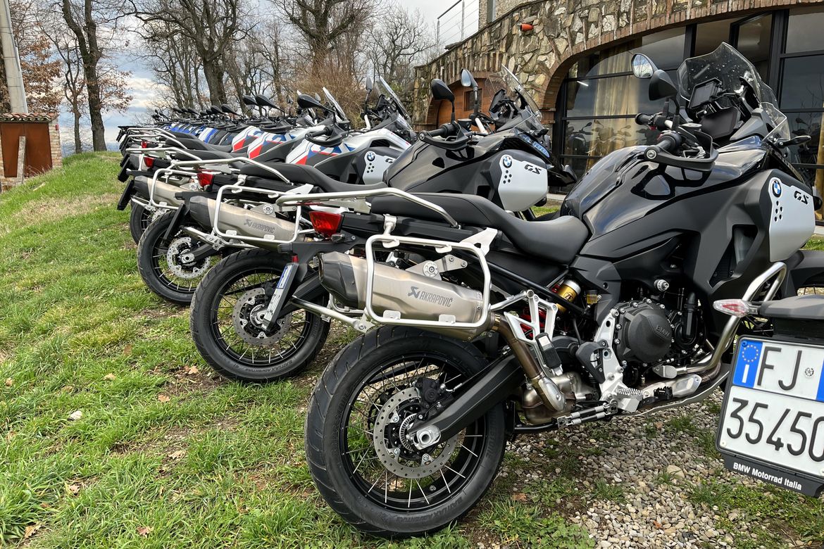BMW F900GS ADV 3