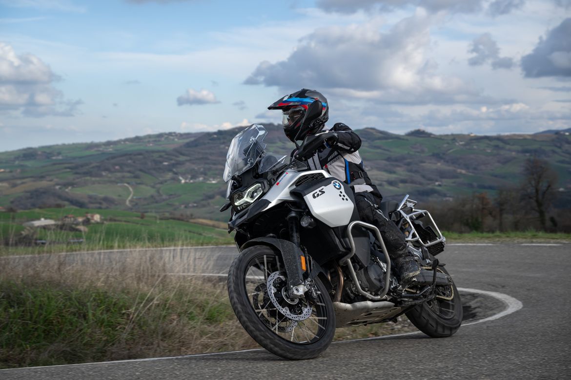 BMW F900GS ADV 6