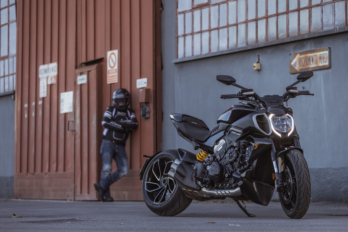 Ducati Diavel V4s