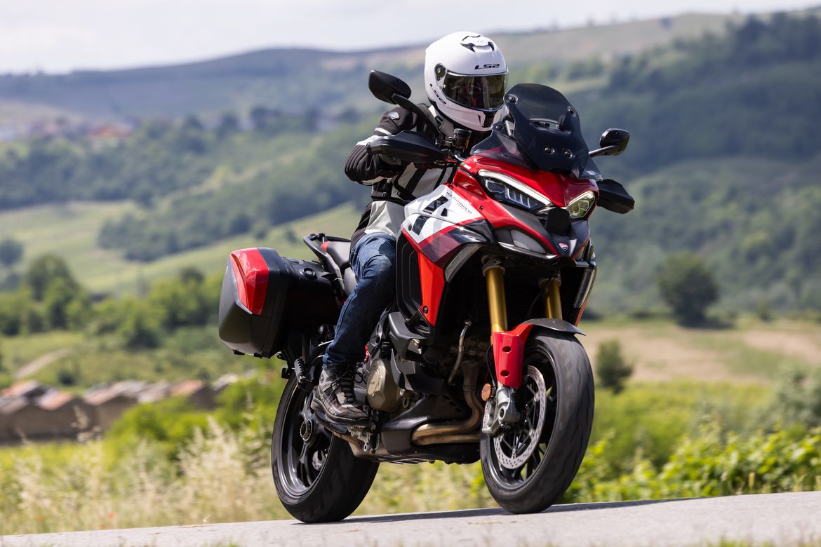 DUCATI MULTISTRADA V4 PIKES PEAK