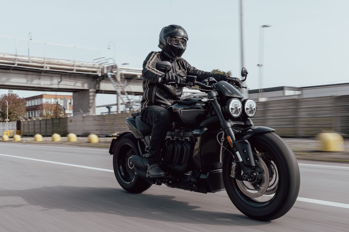 Triumph Rocket 3 storm r 2 Triumph Rocket 3 storm r 2