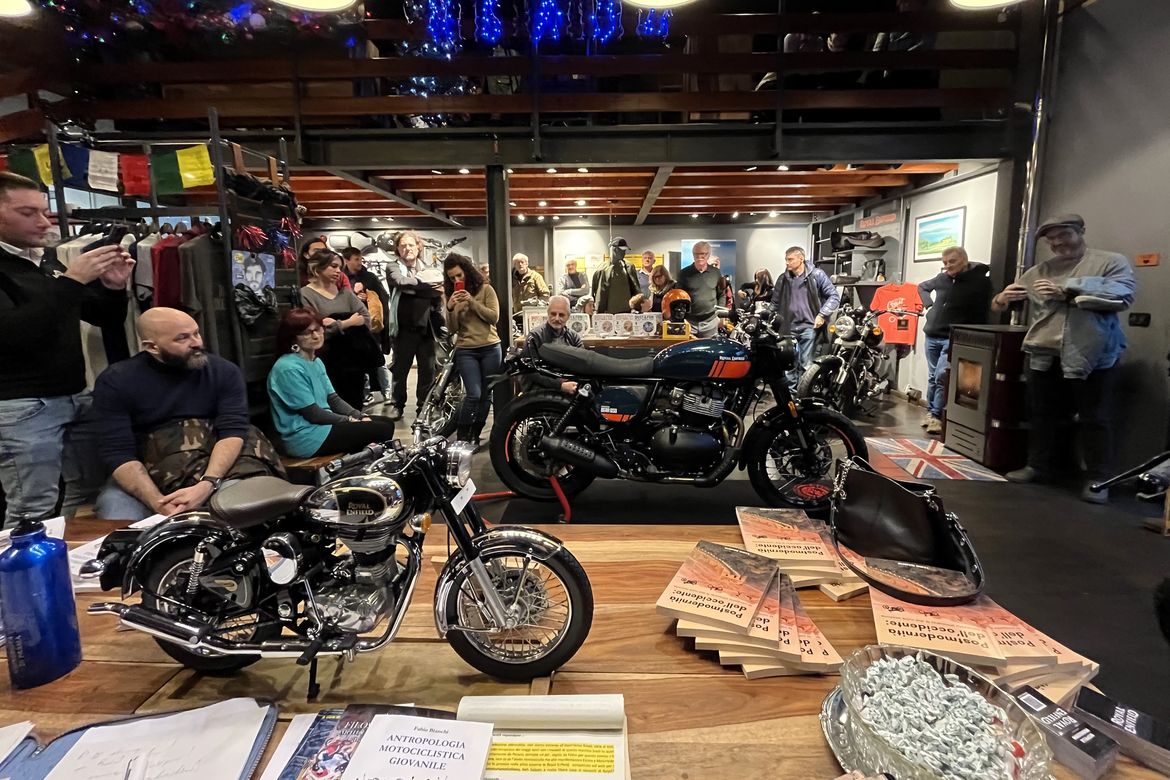 Enrico Piano bear 650 Royal Enfield Cremona