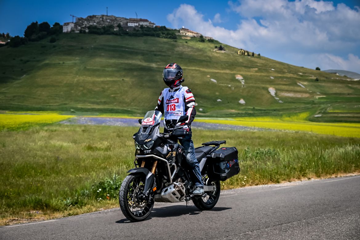 Africa Twin 1100 dct 8 Africa Twin 1100 dct 8