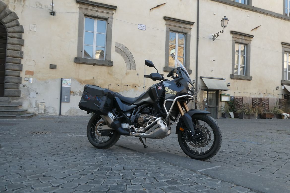 Africa Twin 1100 dct 2 Africa Twin 1100 dct 2