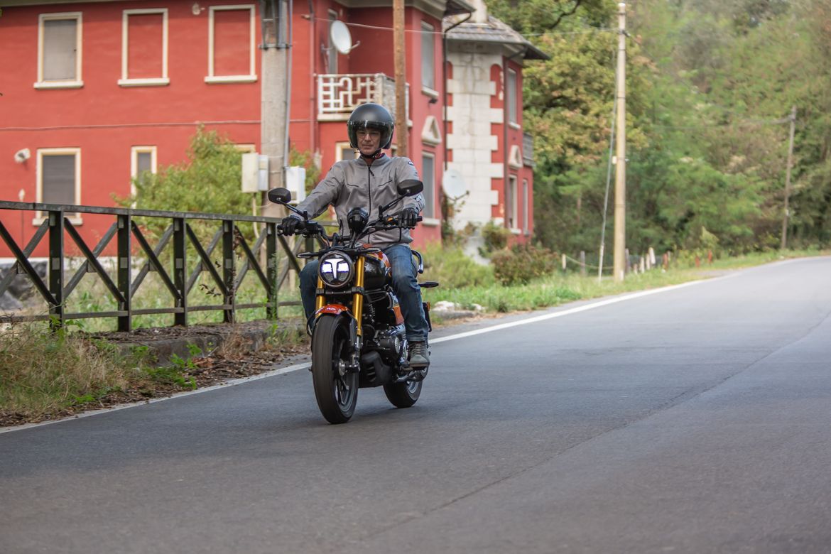 TVS Ronin 250 9 TVS Ronin 250 9