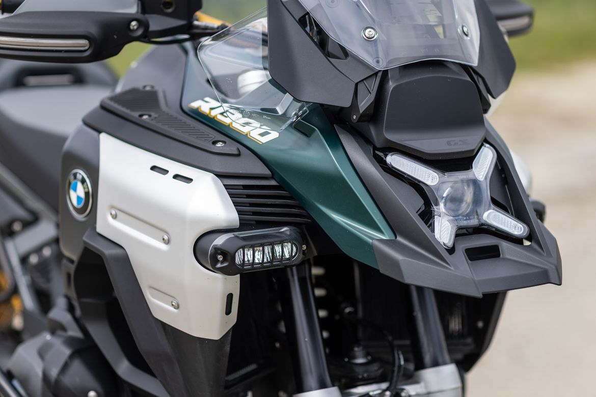 r 1300 gs adventure