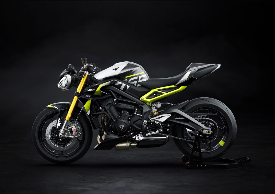 Street Triple moto2 3