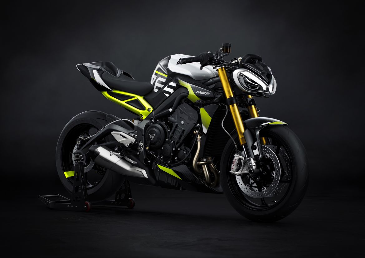 Speed Triple moto2 2