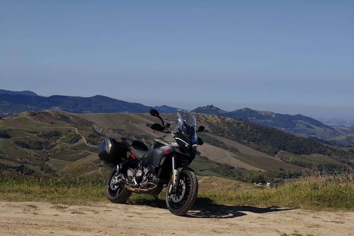 DUCATI MULTISTRADA V2 1