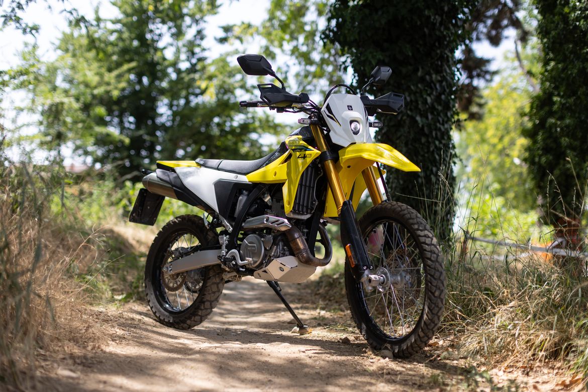 Suzuki DR-Z 4S 12