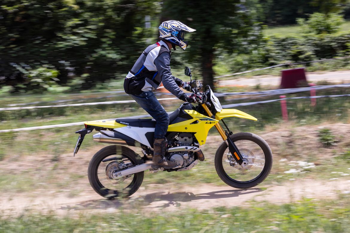 Suzuki DR-Z 4S 8