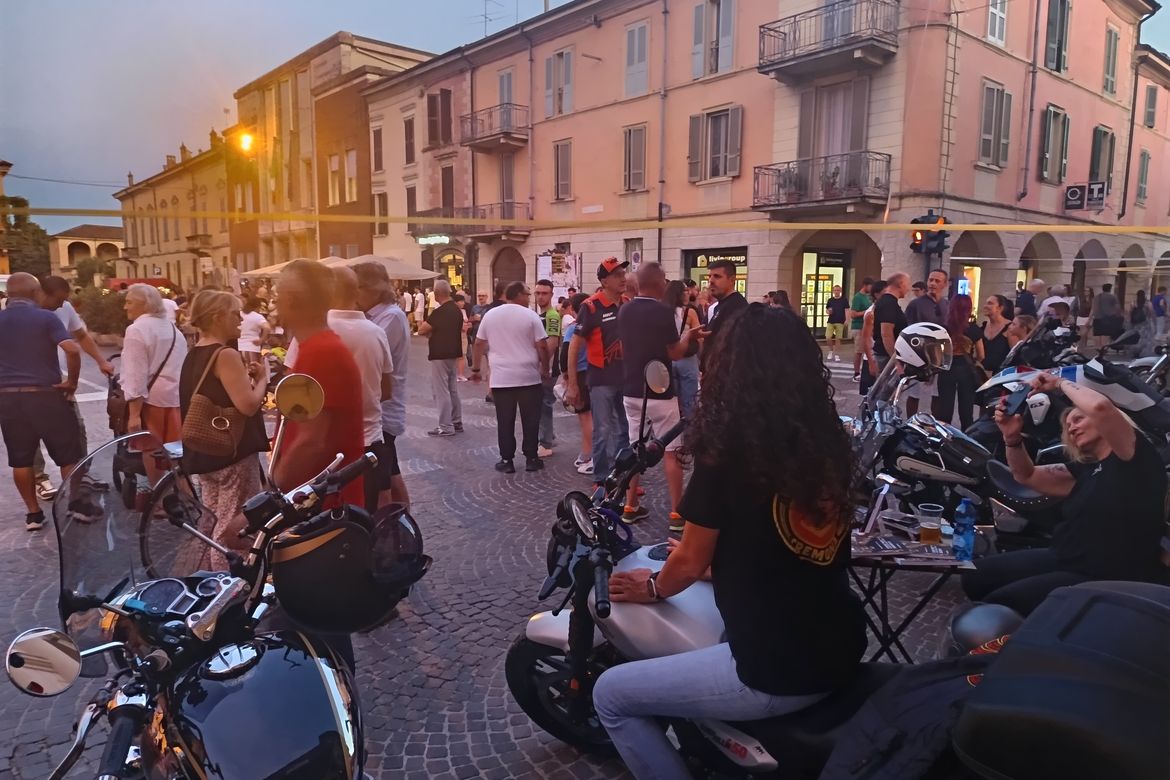 CASTELLEONE 2 WHEELS NIGHT