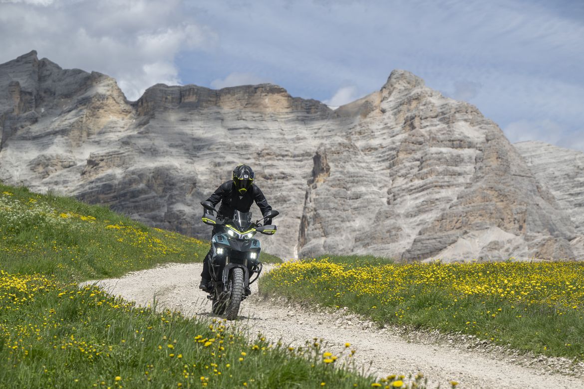 Benelli trk 902 Xplorer 6 Benelli trk 902 Xplorer 6