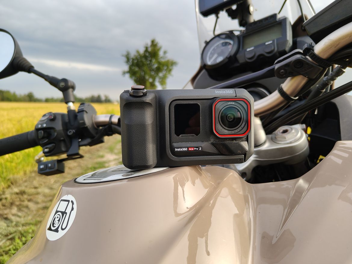 Insta360 Ace Pro 2