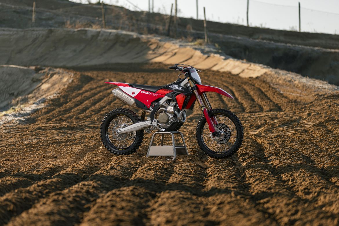 Ducati Desmo450 MX Factory 1 Ducati Desmo450 MX Factory 1