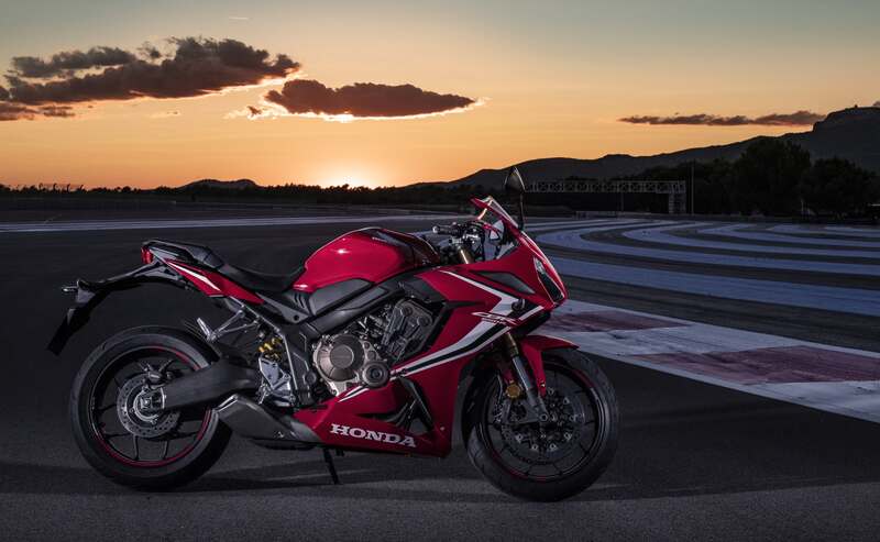 Foto 2 Honda CBR 650 R