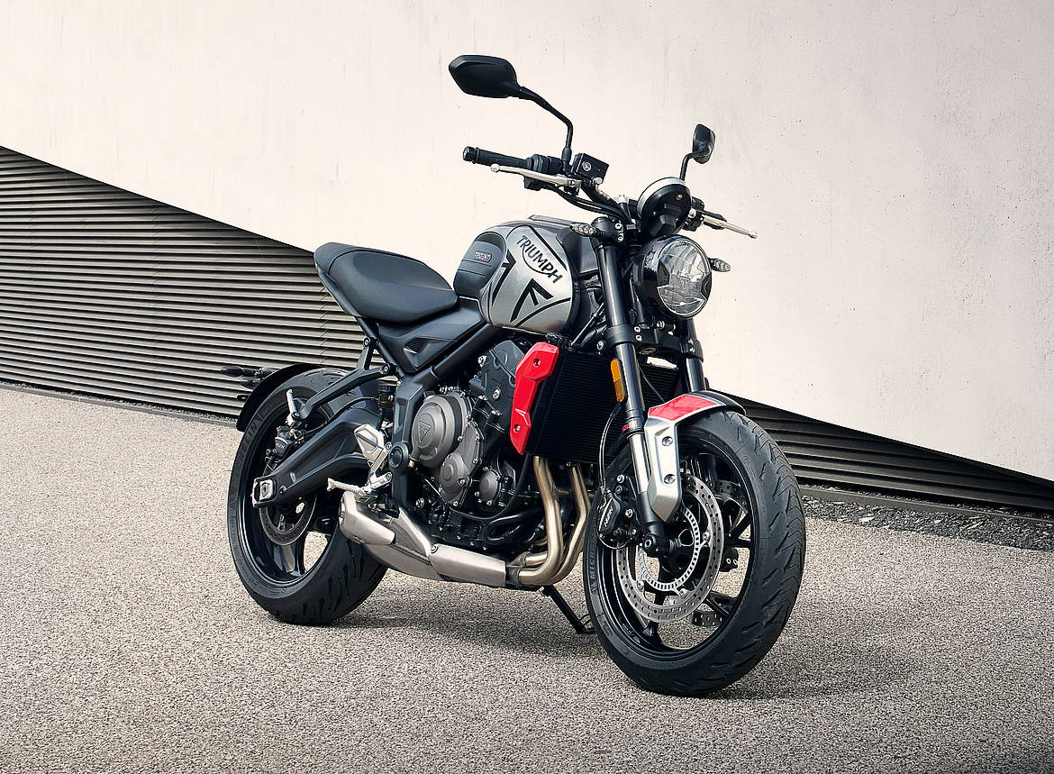 Triumph Trident laterale