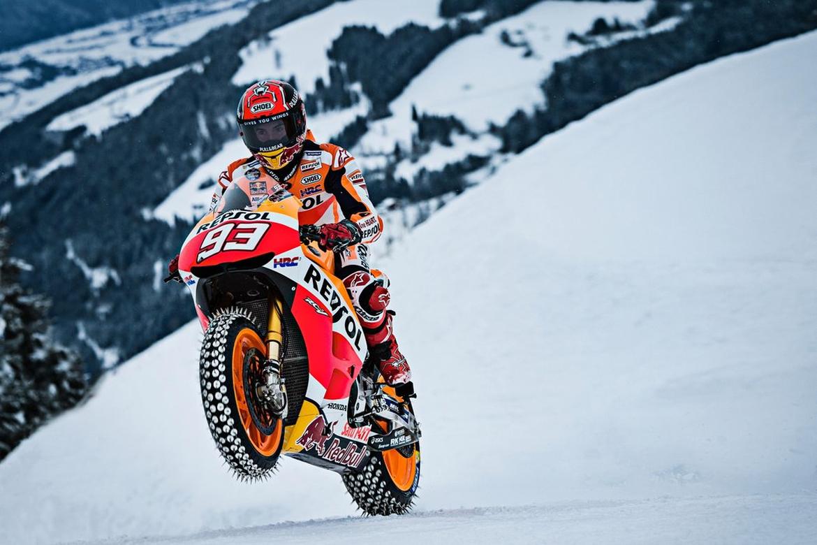 Marquez su MotoGP sulla neve