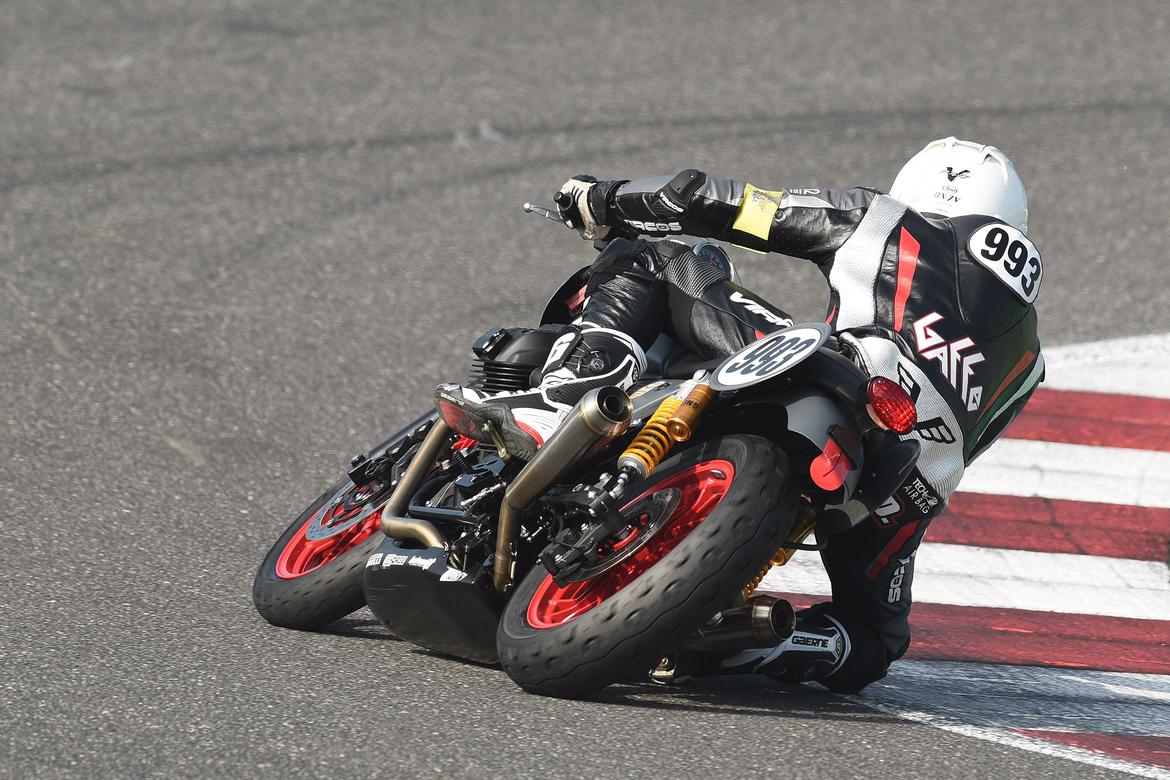 Moto Guzzi Fast Endurance
