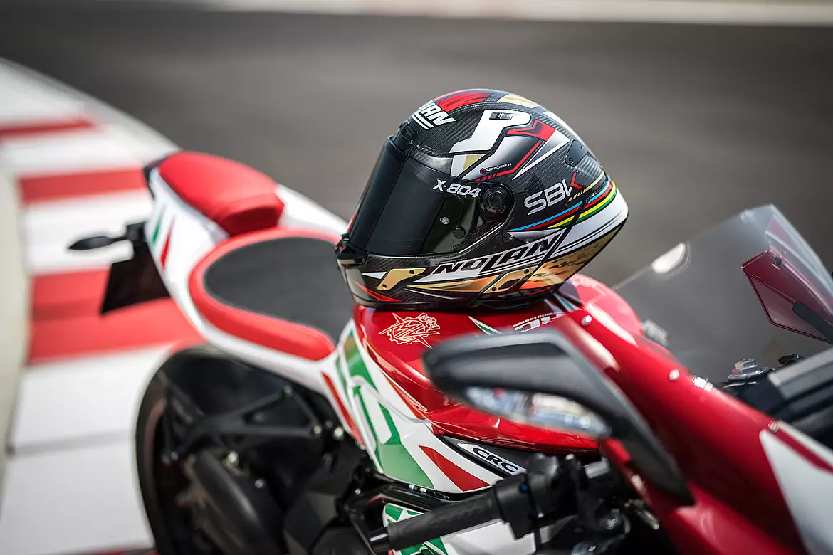 Nolan X-804 RS Ultra Carbon MV Agusta Nolan X-804 RS Ultra Carbon MV Agusta