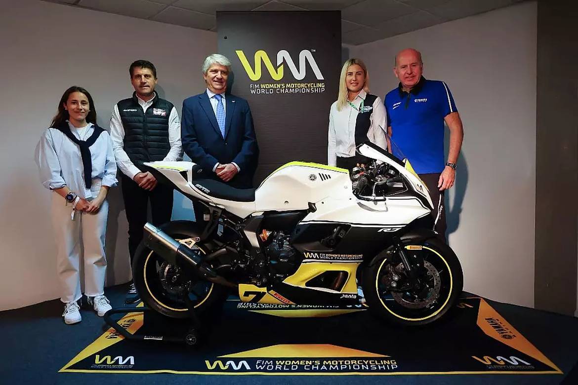 Yamaha R7 Supersport Donne