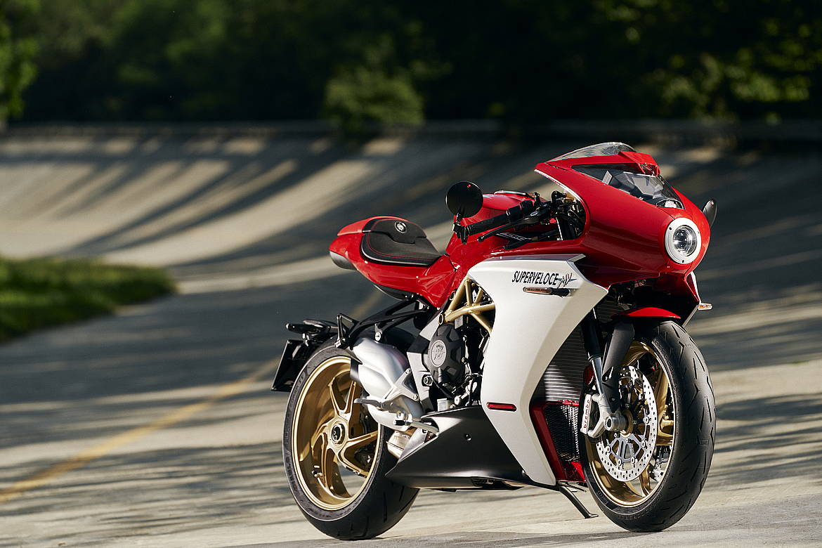 MV Agusta Superveloce 800