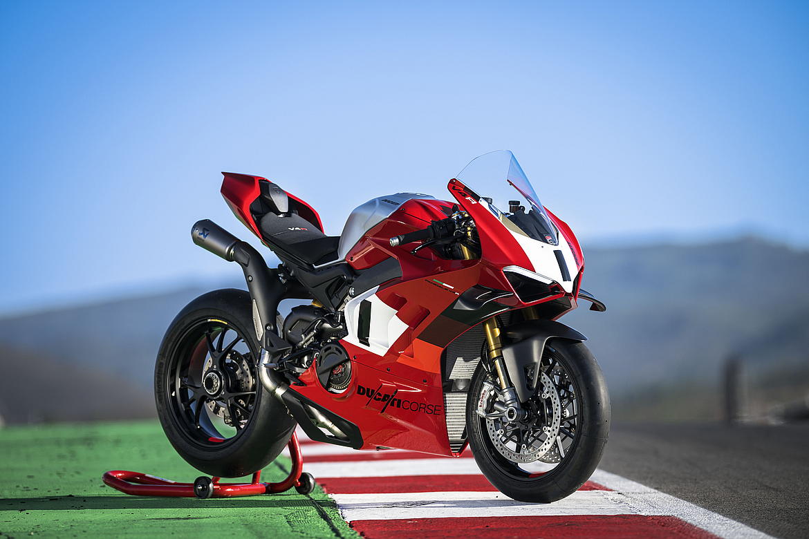 ducati panigale v4r 2023