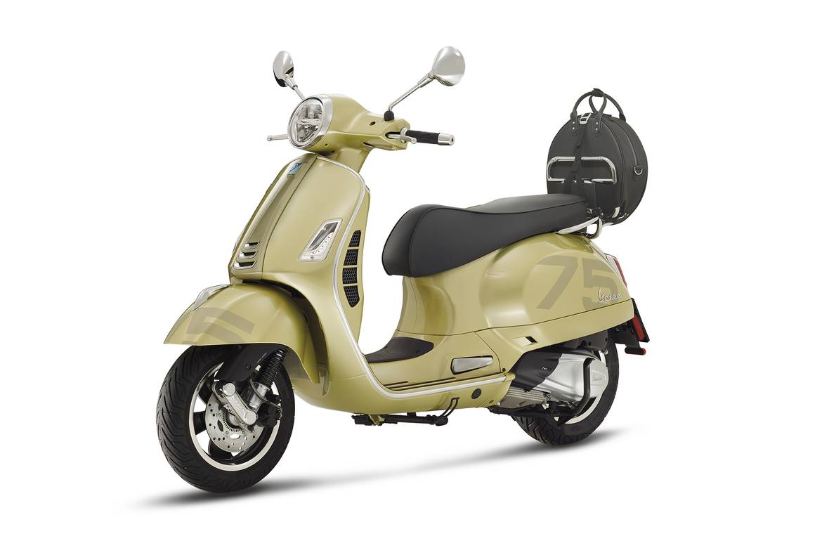 Vespa 75 anni
