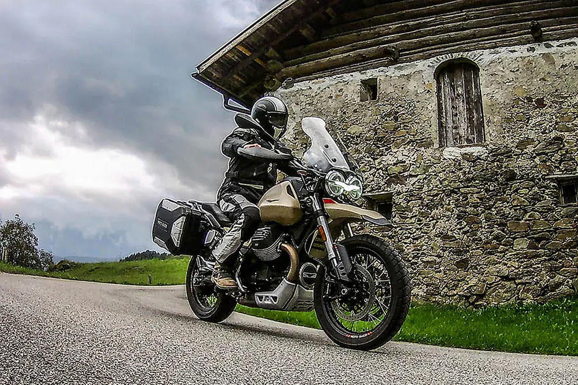 Moto Guzzi V85TT