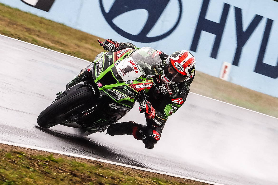 Jonathan Rea Superbike Magny-Cours