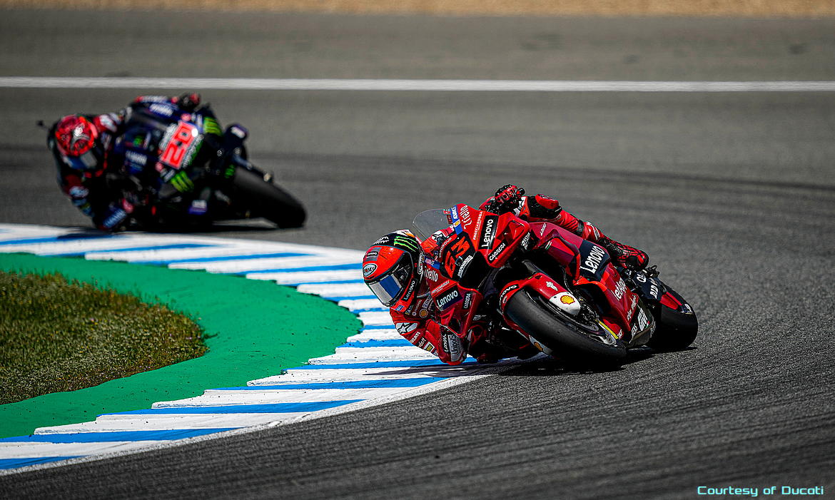 Bagnaia vs Quartararo Jerez