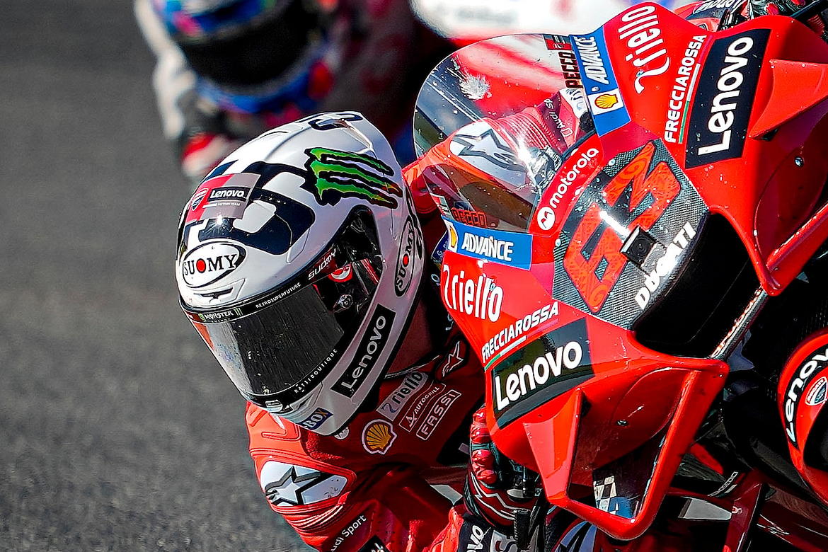 Pecco Bagnaia casco Rossi Pecco Bagnaia casco Rossi